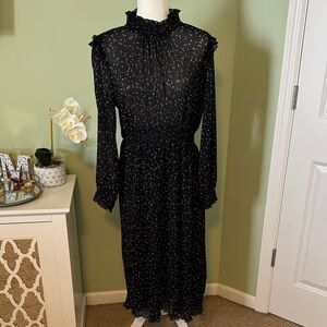 Zara Black and White Long Sleeve Dress